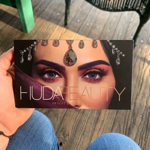 Desert Dusk - Huda Beauty